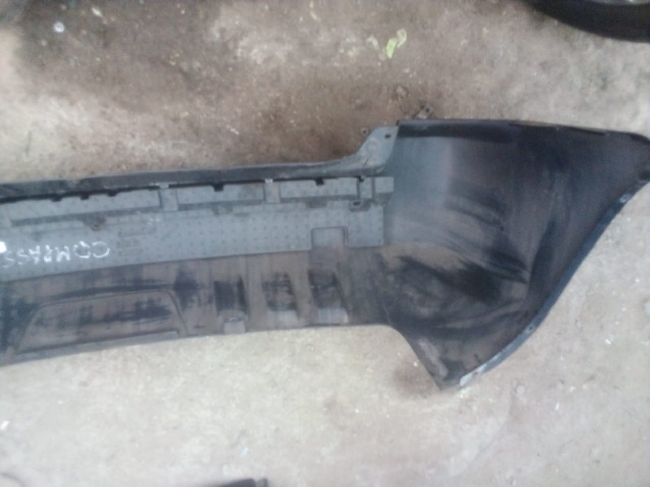 PARACHOQUES POSTERIOR NEGRO JEEP COMPASS 2007 AL 2010